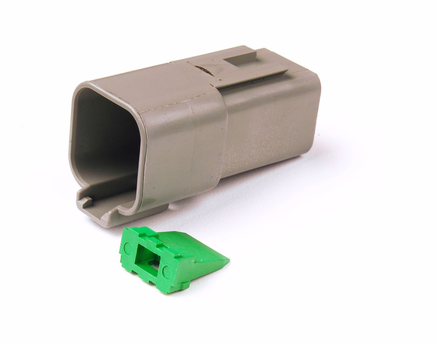 electrical-connector-housingimage-84-2476.jpg