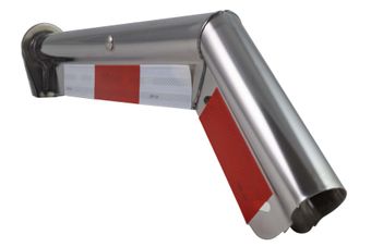 033-05197_stainless_angle.jpg
