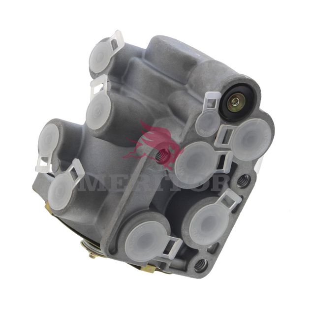 R955101818X photo front 121015