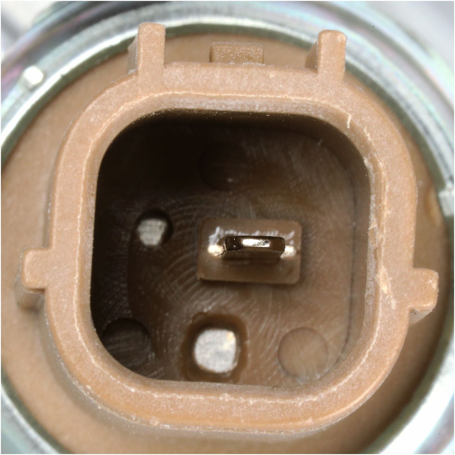 VVS320-4_CON_A.jpg