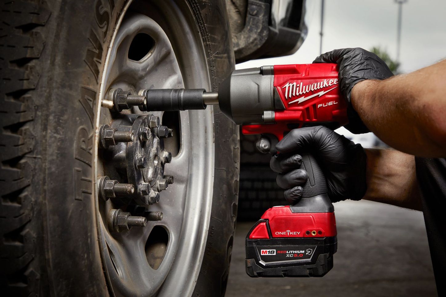 Milwaukee 2769-22 M18 FUEL™ ½” Ext. Anvil Controlled Torque Impact