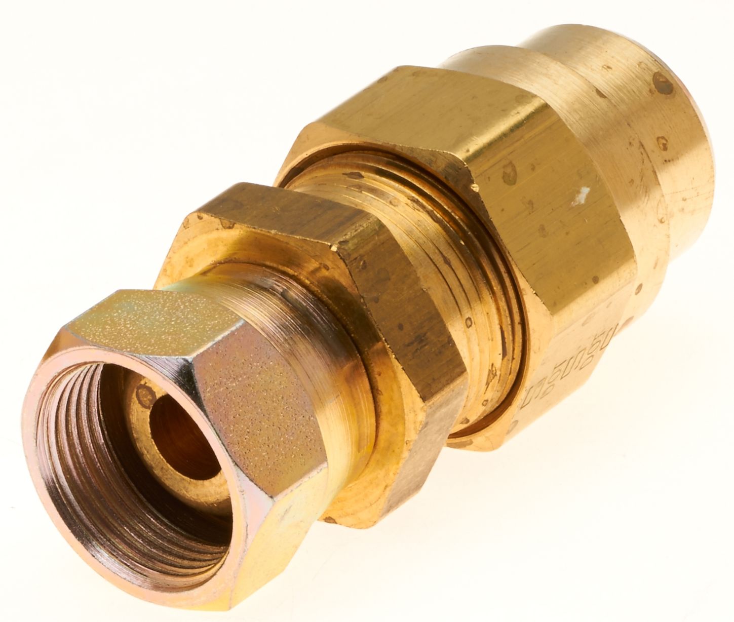G331500606-1_ANG_R.jpg